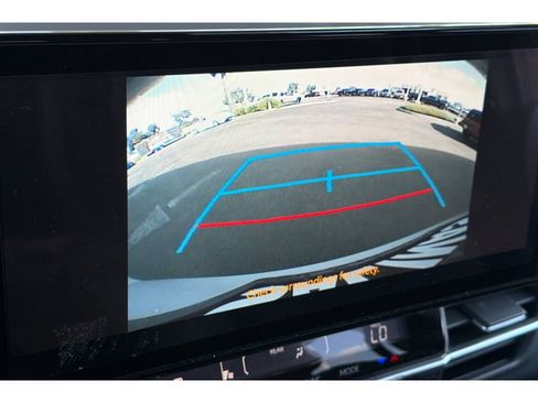 Used 2025 Toyota Sienna XLE FWD image 22