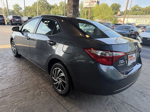 Used 2016 Toyota Corolla LE FWD image 9