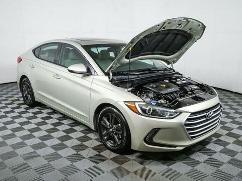 Used 2017 Hyundai Elantra Value Edition FWD image 32