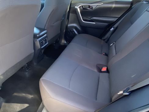 Certified 2025 Toyota RAV4 LE image 22