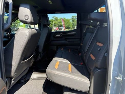 Used 2024 GMC Sierra 1500 AT4 w/ AT4 Premium Package AWD/4WD image 24