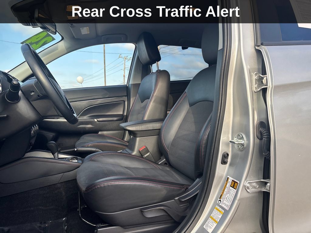 Used 2024 Mitsubishi Outlander Sport SE AWD/4WD image 12