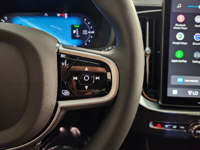 New 2026 Volvo XC90 T8 Plus w/ Protection Package Premier AWD/4WD image 29
