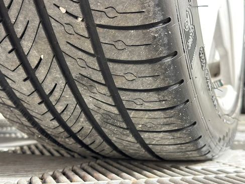 Used 2023 Audi SQ5 Premium Plus w/ Premium Plus Package image 15