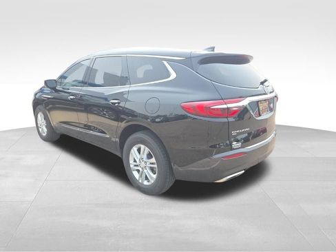 Used 2021 Buick Enclave Essence w/ Sound and Sites Package AWD/4WD image 4