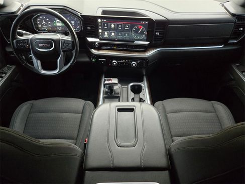Used 2022 GMC Sierra 1500 Elevation image 15