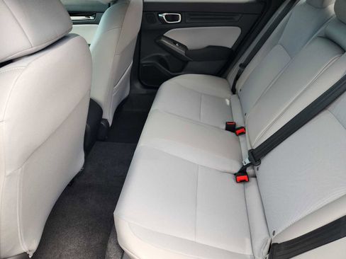 Used 2025 Honda Civic Sport image 31