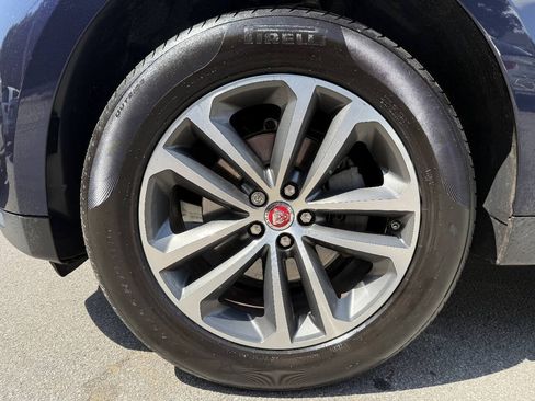 Used 2018 Jaguar F-PACE Premium AWD/4WD image 23