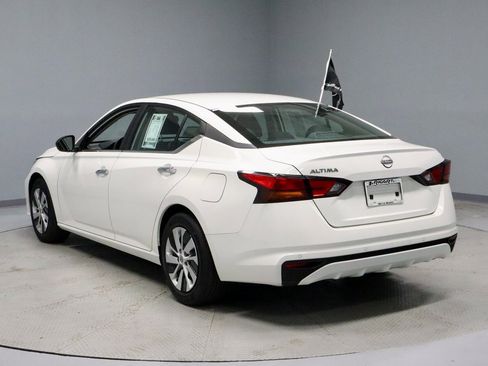 Certified 2024 Nissan Altima 2.5 S image 10