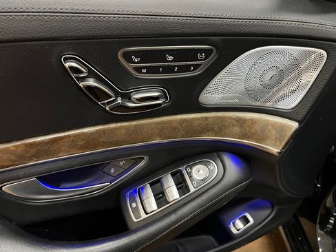Used 2014 Mercedes-Benz S 550 Sedan image 28