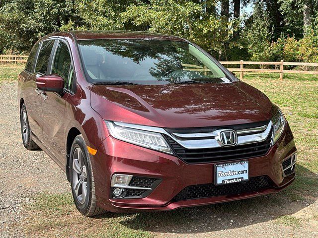 Used 2018 Honda Odyssey Touring image 2