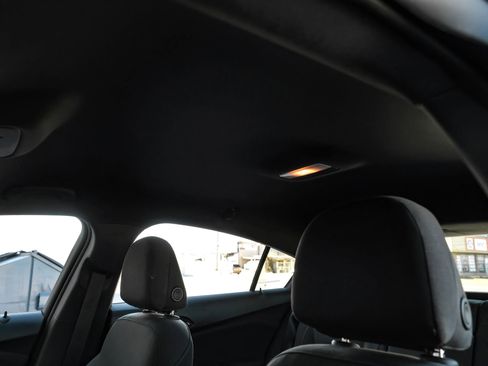Used 2019 Chevrolet Cruze LT w/ Convenience Package FWD image 33