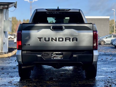Used 2024 Toyota Tundra Limited image 6
