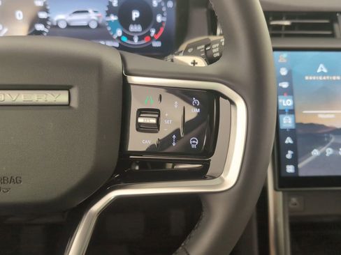 Certified 2025 Land Rover Discovery Sport S image 16