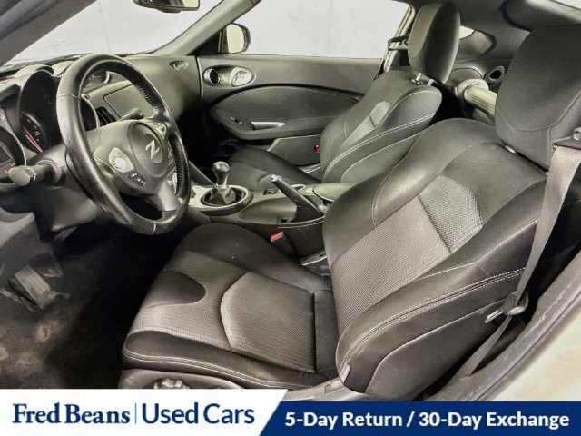 Used 2020 Nissan 370Z Coupe RWD image 26