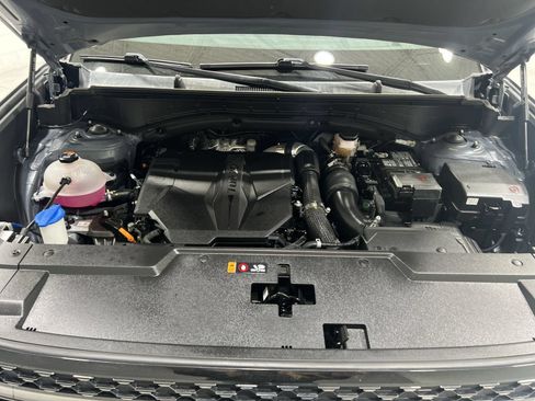 Used 2025 Hyundai Santa Fe Calligraphy AWD/4WD image 27