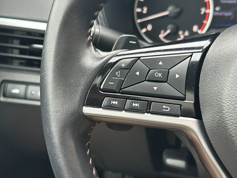 Used 2020 Nissan Altima 2.5 SR w/ Premium Package FWD image 30