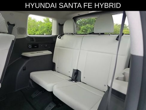 Used 2025 Hyundai Santa Fe Calligraphy AWD/4WD image 18