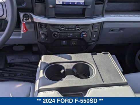 New 2024 Ford F550 4x4 Regular Cab Super Duty w/ XL Chrome Package image 16