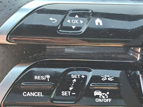 Certified 2023 Mercedes-Benz C 300 4MATIC Sedan image 32
