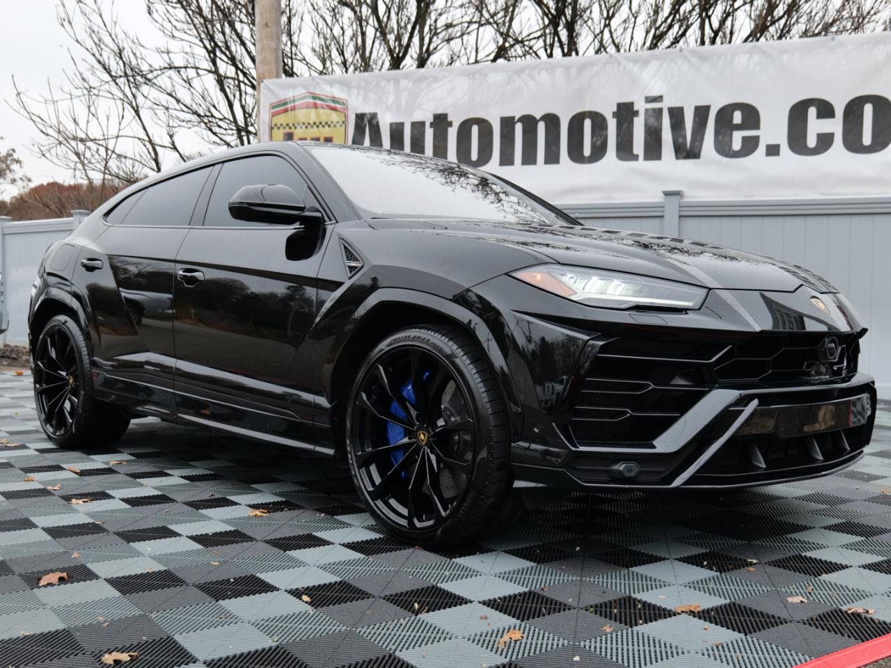 Used 2021 Lamborghini Urus AWD/4WD image 65