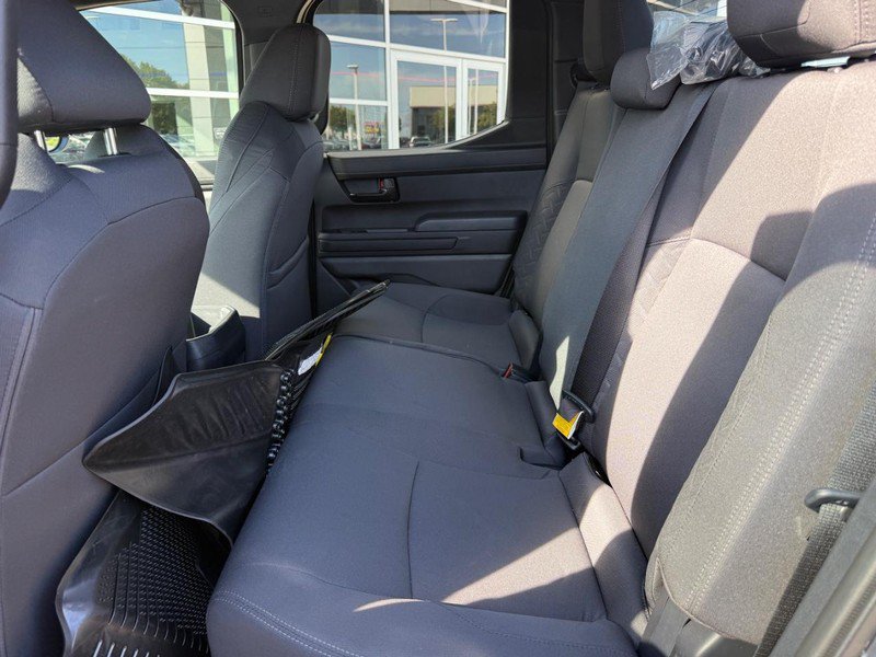 Used 2025 Toyota Tacoma SR5 AWD/4WD image 12