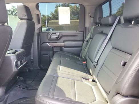 Used 2022 GMC Sierra 2500 Denali w/ Denali Black Diamond Edition AWD/4WD image 21
