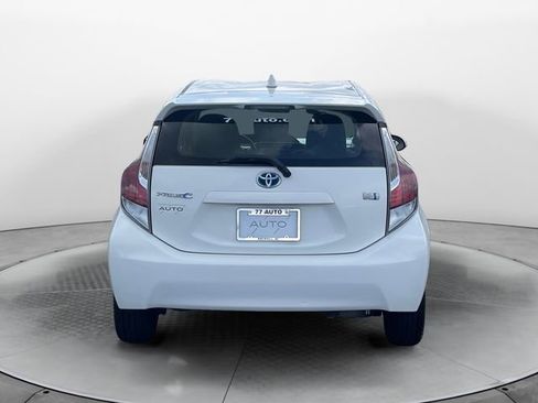 Used 2016 Toyota Prius C Two image 4