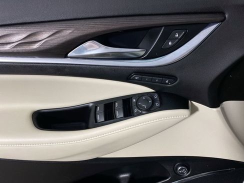 Certified 2024 Buick Enclave Avenir w/ Avenir Technology Package image 13