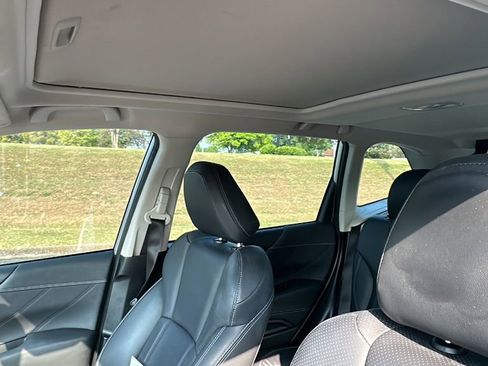 Used 2022 Subaru Forester Touring image 12