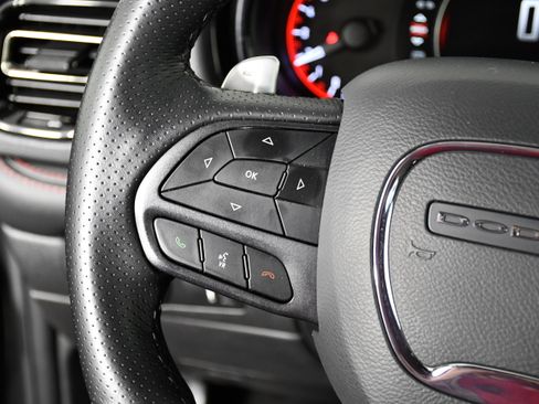 Used 2025 Dodge Durango GT AWD/4WD image 14