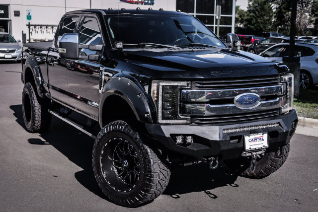 Used 2017 Ford F250 Lariat w/ Lariat Ultimate Package AWD/4WD image 9