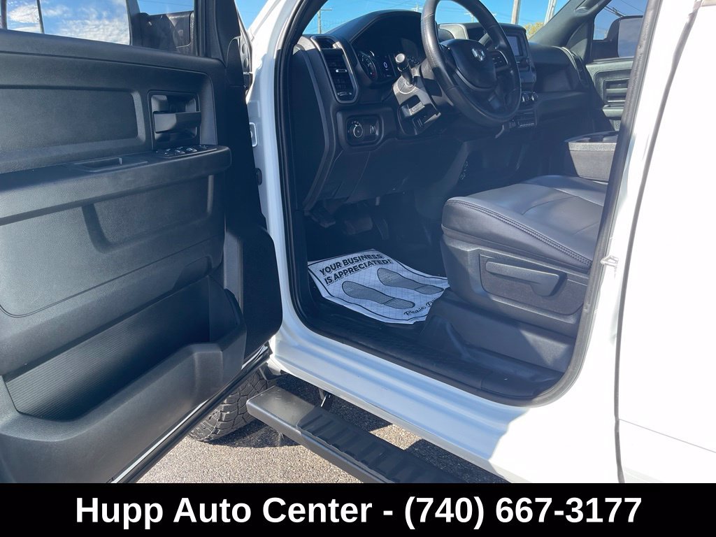 Used 2022 RAM 2500 Tradesman w/ Chrome Appearance Group AWD/4WD image 7