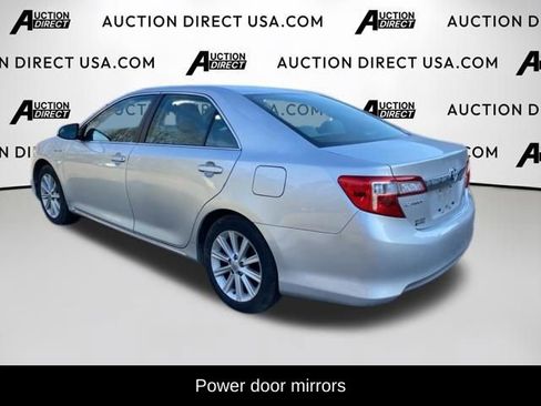 Used 2013 Toyota Camry XLE image 9