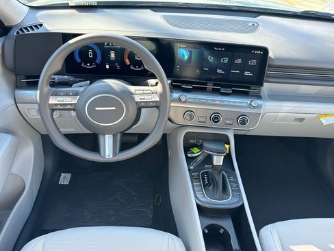 New 2026 Hyundai Kona SE image 22