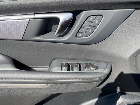 New 2026 Buick Enclave Sport Touring w/ Power Package image 17