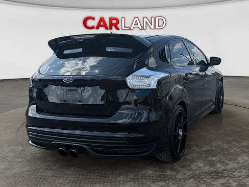 Used 2017 Ford Focus ST w/ Equipment Group 401A FWD image 14