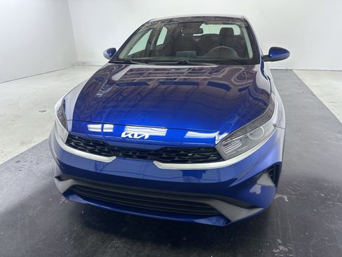 Used 2022 Kia Forte LXS FWD image 10