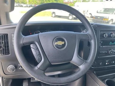Used 2024 Chevrolet Express 3500 w/ Power Convenience Package RWD image 15