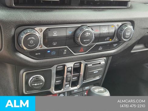 Used 2025 Jeep Wrangler Unlimited Sport S 4xe AWD/4WD image 24