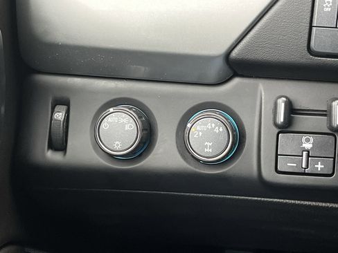 Used 2018 Chevrolet Suburban LS w/ Max Trailering Package image 16