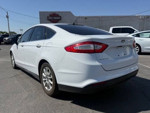 Used 2015 Ford Fusion S FWD image 5