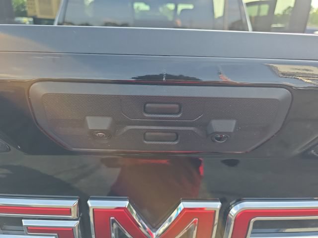Used 2026 GMC Sierra 1500 AT4 w/ AT4 Premium Package AWD/4WD image 14