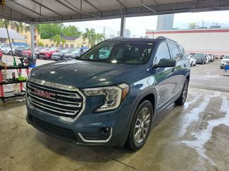 Used 2024 GMC Terrain SLT w/ LPO, Floor Liner Package video 2