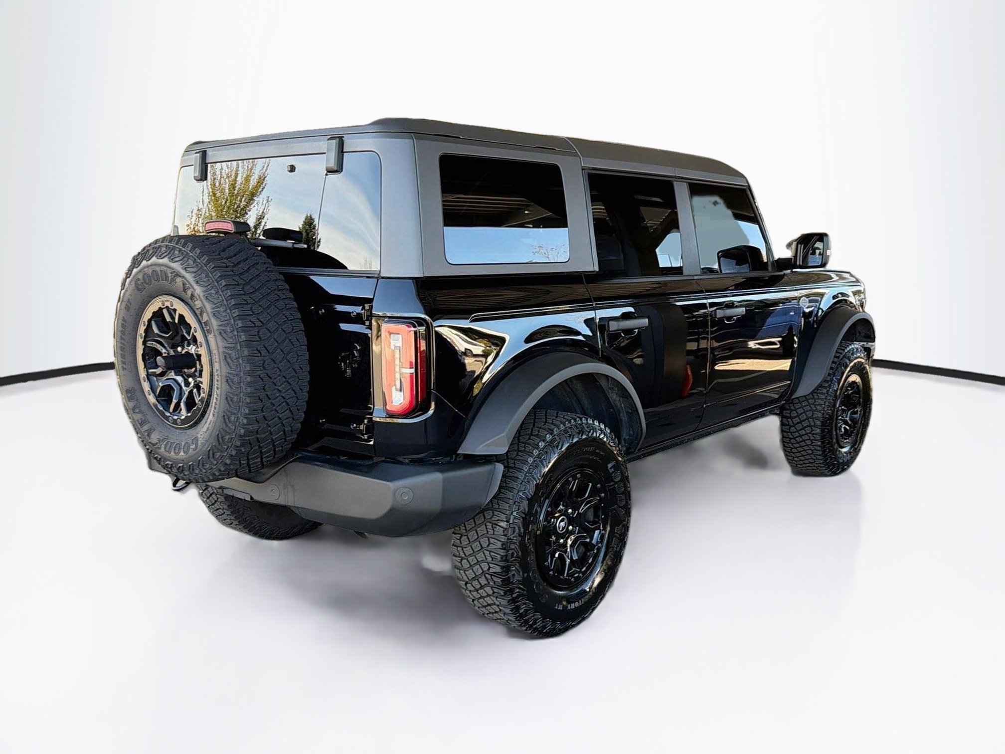 Used 2024 Ford Bronco Wildtrak AWD/4WD image 9