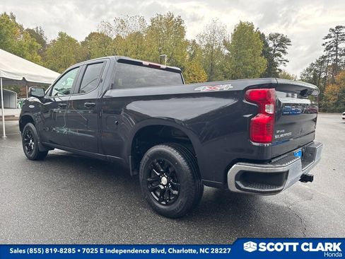 Used 2023 Chevrolet Silverado 1500 LT image 3