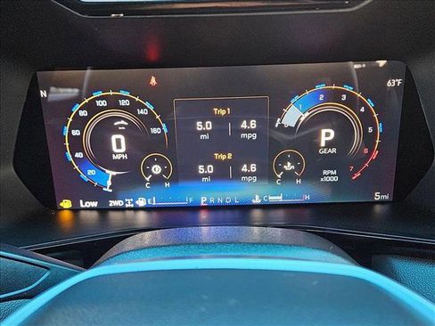 New 2026 Chevrolet Colorado ZR2 w/ Technology Package AWD/4WD image 11