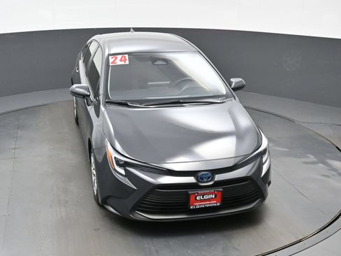 Used 2024 Toyota Corolla LE FWD image 33