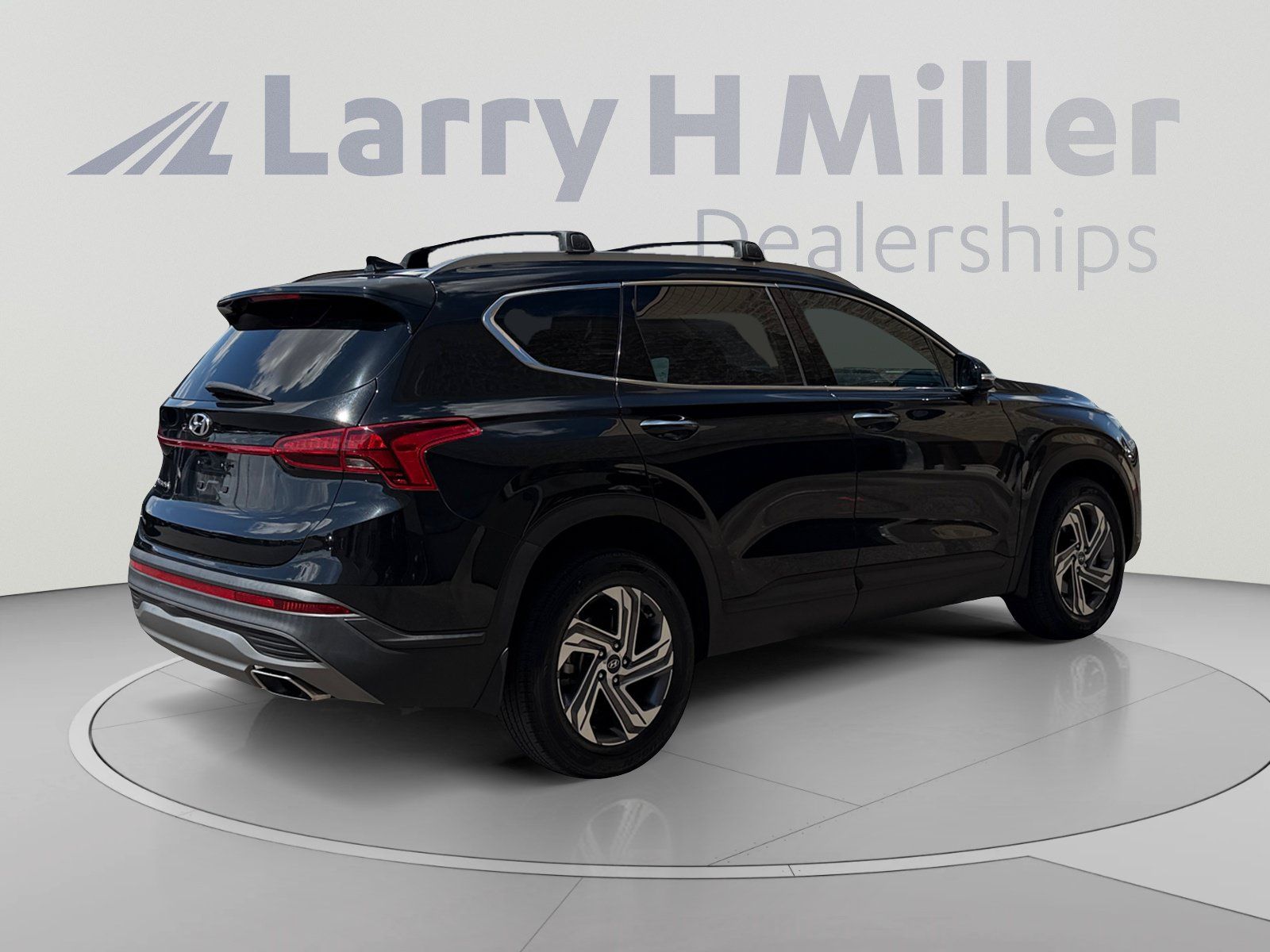 Certified 2023 Hyundai Santa Fe SEL FWD image 5