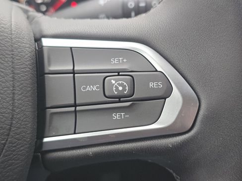 New 2026 Jeep Compass Latitude AWD/4WD image 28